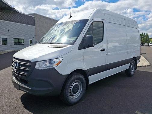 2025 Mercedes-Benz Sprinter 2500 Standard Roof