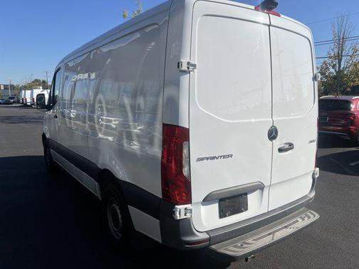 2022 Mercedes-Benz Sprinter 2500 Standard Roof
