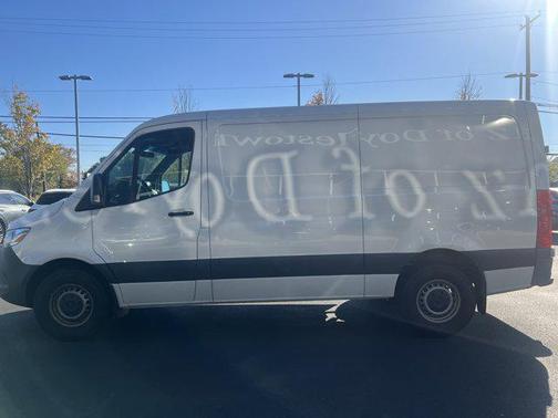 2022 Mercedes-Benz Sprinter 2500 Standard Roof