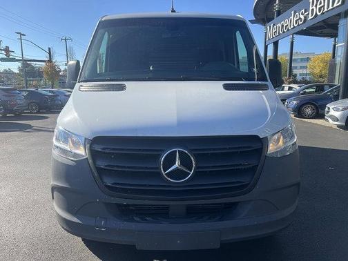 2022 Mercedes-Benz Sprinter 2500 Standard Roof