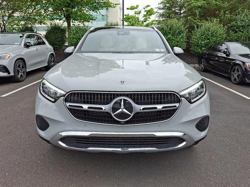 2025 Mercedes-Benz GLC 350e Base