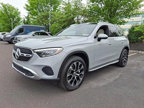 2025 Mercedes-Benz GLC 350e Base