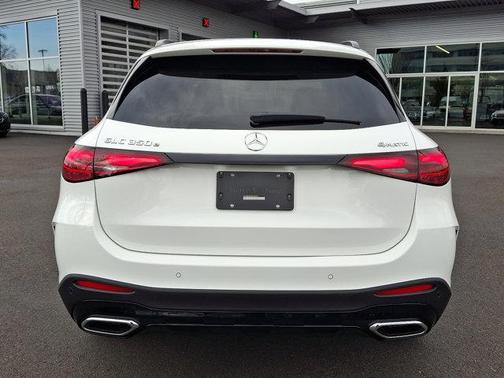 2025 Mercedes-Benz GLC 350e Base