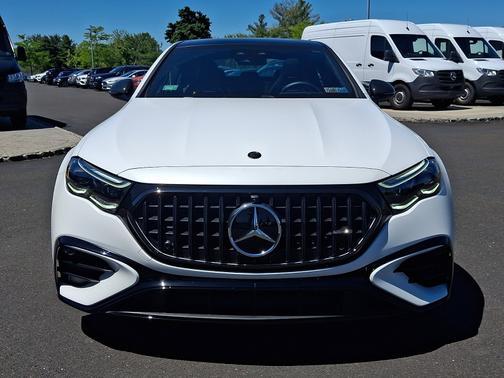 MANUFAKTUR Moonlight White Magno 2025 Mercedes-Benz AMG E 53 E 4MATIC+