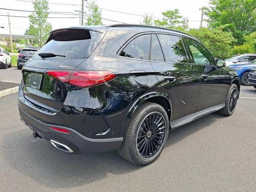 2025 Mercedes-Benz GLC 350e Base
