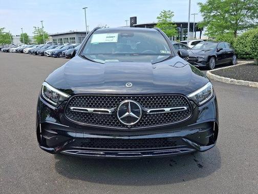 2025 Mercedes-Benz GLC 350e Base