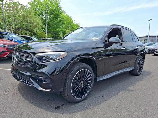 2025 Mercedes-Benz GLC 350e Base