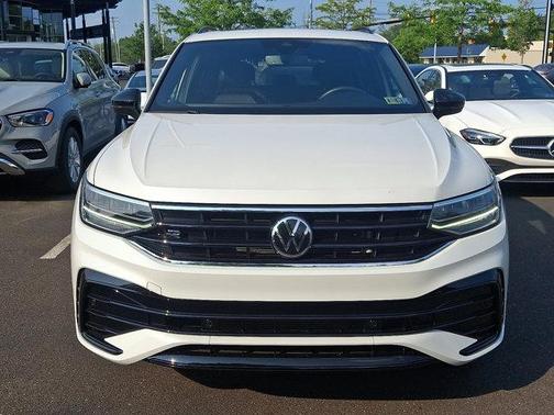 2022 Volkswagen Tiguan 2.0T SE R-Line Black 4MOTION