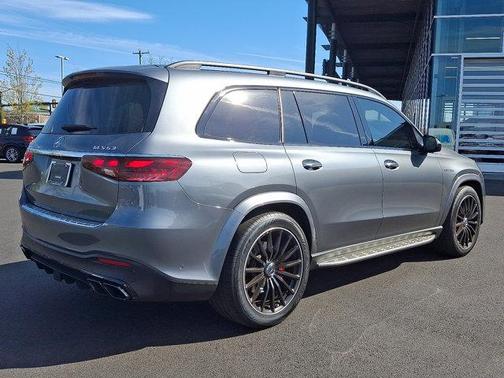 2025 Mercedes-Benz AMG GLS 63 Base