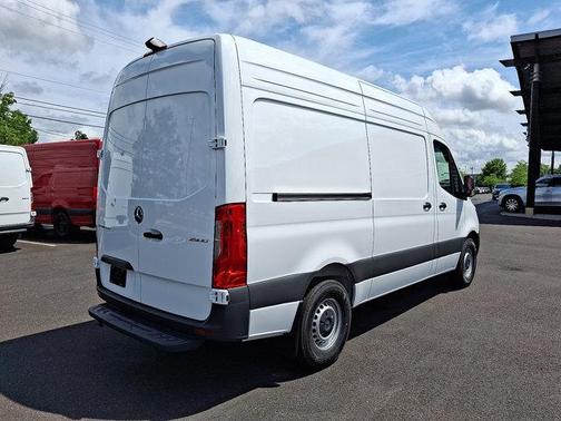 2025 Mercedes-Benz Sprinter 2500 Standard Roof