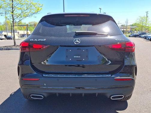 2025 Mercedes-Benz GLA 250 4MATIC