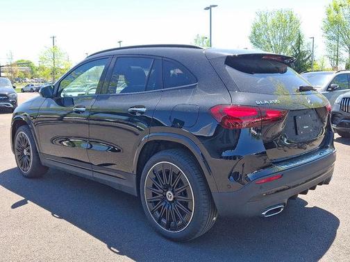 2025 Mercedes-Benz GLA 250 4MATIC