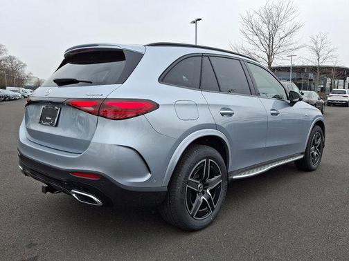 2025 Mercedes-Benz GLC 350e Base