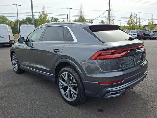 2021 Audi Q8 55 Premium Plus