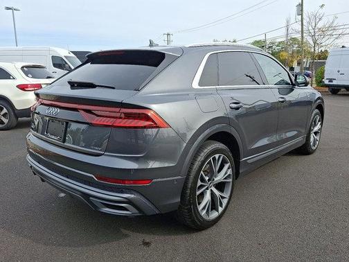 2021 Audi Q8 55 Premium Plus