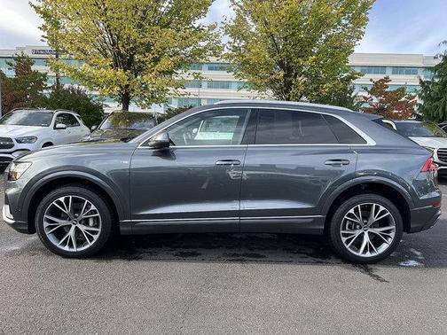 2021 Audi Q8 55 Premium Plus