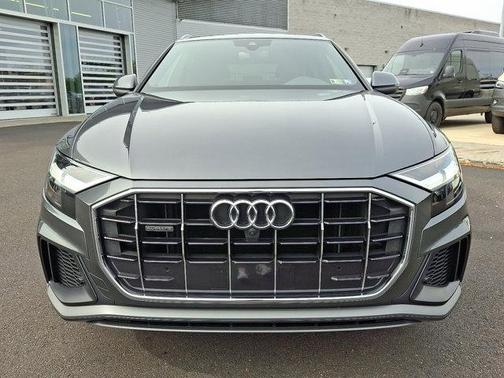2021 Audi Q8 55 Premium Plus