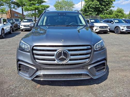 2025 Mercedes-Benz GLS 450 4MATIC