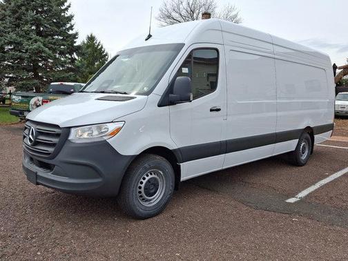 2025 Mercedes-Benz Sprinter 2500 High Roof