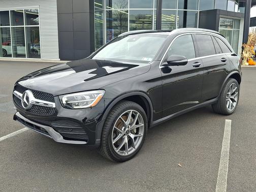 2022 Mercedes-Benz GLC 300 