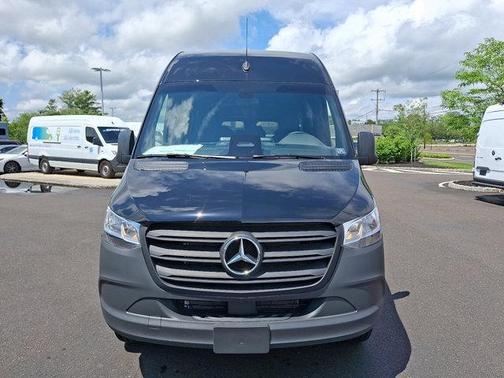 2025 Mercedes-Benz Sprinter 2500 High Roof