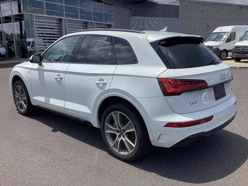2025 Audi Q5 45 S line Premium