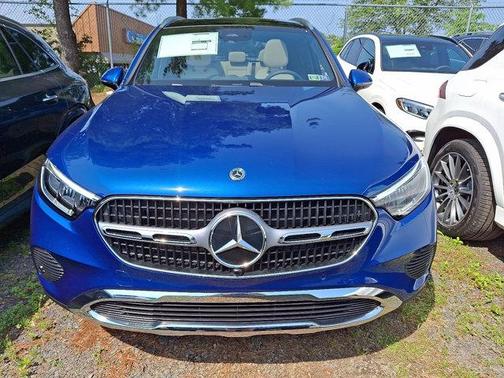 2025 Mercedes-Benz GLC 300 4MATIC