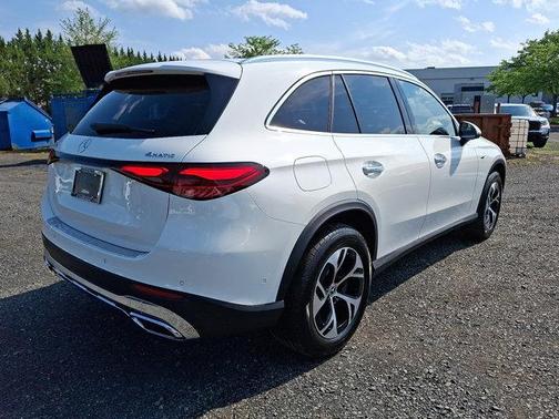 2025 Mercedes-Benz GLC 350e Base
