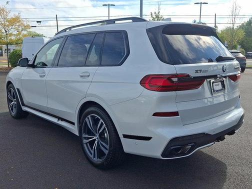 2021 BMW X7 M50i