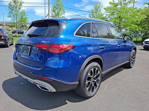 2025 Mercedes-Benz GLC 350e Base