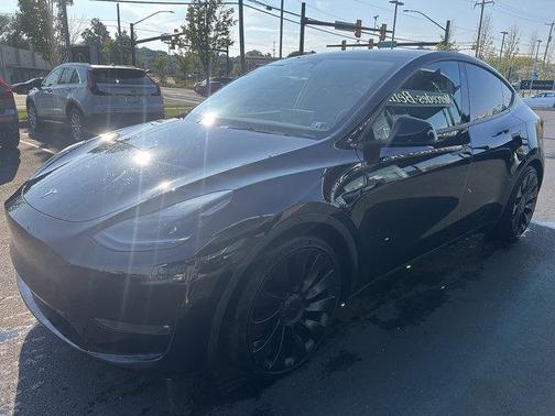 2022 Tesla Model Y Performance Dual Motor All-Wheel Drive
