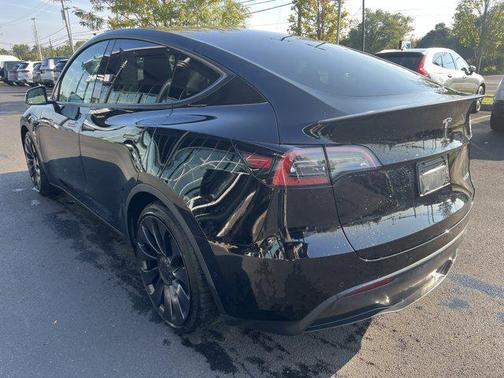 2022 Tesla Model Y Performance Dual Motor All-Wheel Drive