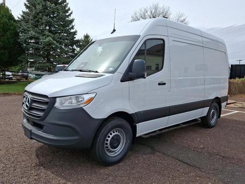 2025 Mercedes-Benz Sprinter 2500 Standard Roof