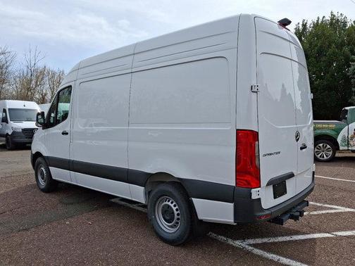 2025 Mercedes-Benz Sprinter 2500 Standard Roof