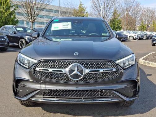 2025 Mercedes-Benz GLC 350e Base