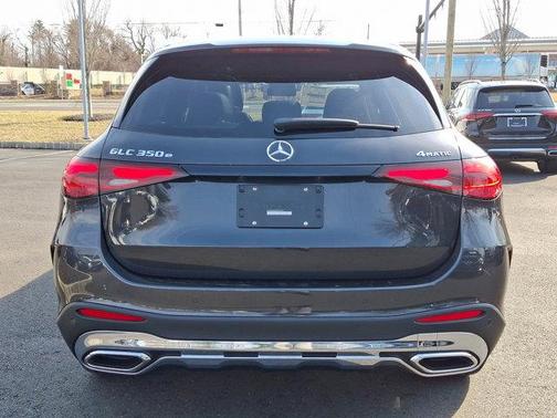 2025 Mercedes-Benz GLC 350e Base