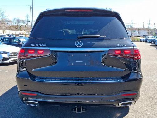 2025 Mercedes-Benz GLS 580 4MATIC
