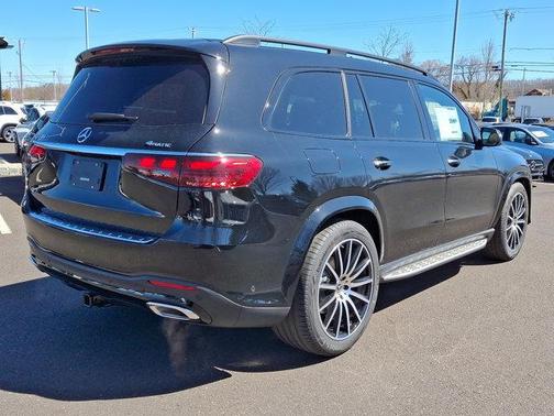 2025 Mercedes-Benz GLS 580 4MATIC