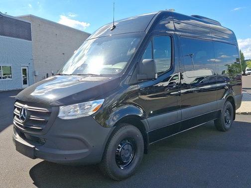 2025 Mercedes-Benz Sprinter 2500 Standard Roof