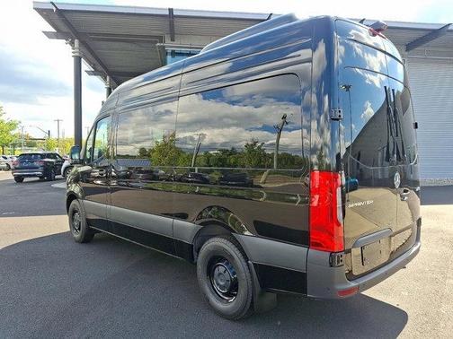 2025 Mercedes-Benz Sprinter 2500 Standard Roof