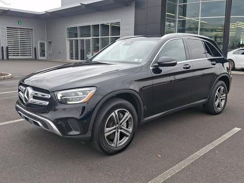 2022 Mercedes-Benz GLC 300 