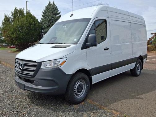2025 Mercedes-Benz Sprinter 2500 Standard Roof
