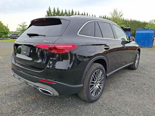 2025 Mercedes-Benz GLC 300 4MATIC