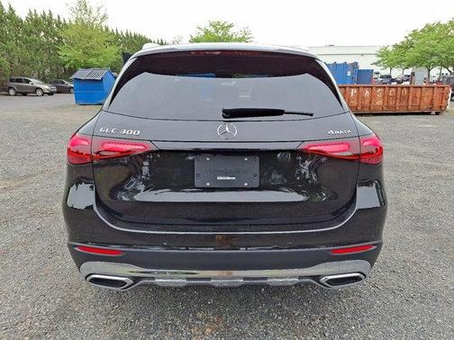 2025 Mercedes-Benz GLC 300 4MATIC