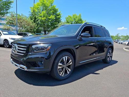 2025 Mercedes-Benz GLB 250 4MATIC