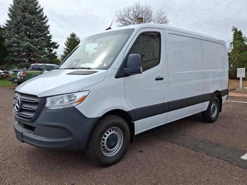 2025 Mercedes-Benz Sprinter 2500 Standard Roof