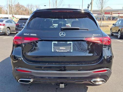 2025 Mercedes-Benz GLC 300 4MATIC
