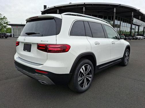 2025 Mercedes-Benz GLB 250 4MATIC