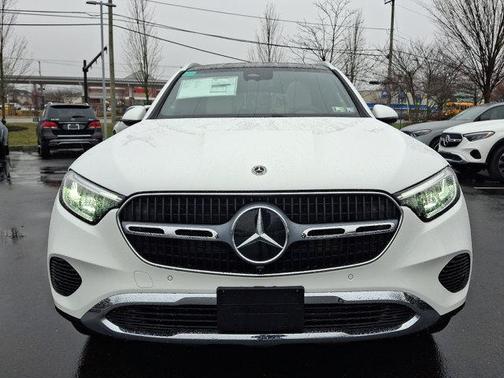2025 Mercedes-Benz GLC 300 4MATIC