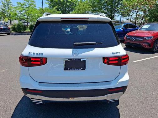 2025 Mercedes-Benz GLB 250 4MATIC